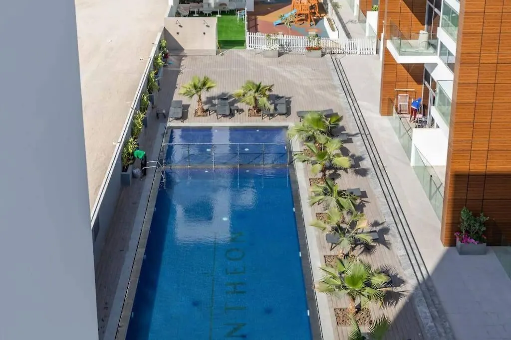 דירה Studio - Pool - Parking - Wi-Fi - Elysee 1 - דובאי